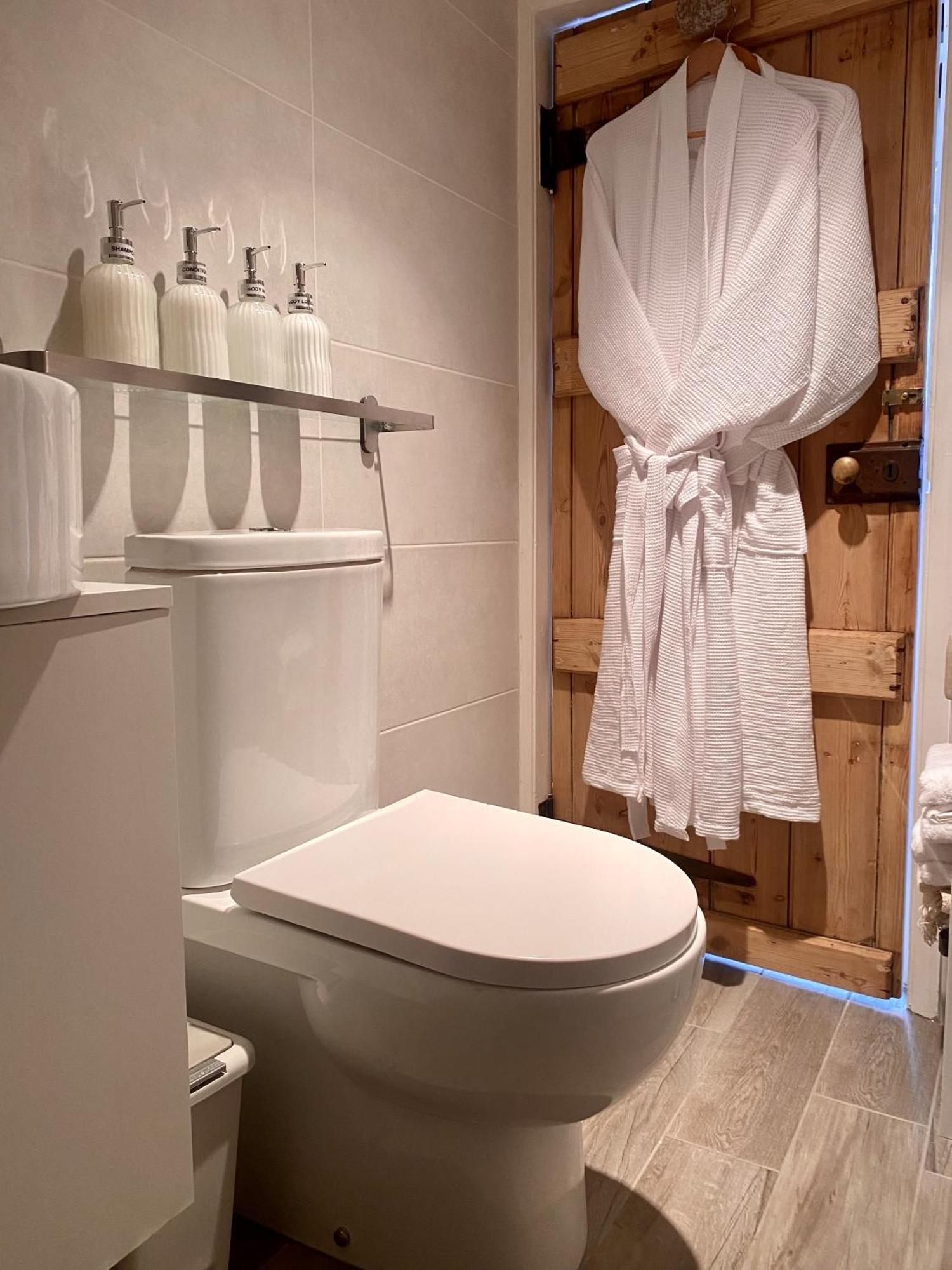 Chestnut Tree Cottage, 7 High Street Ardingly Quarto foto